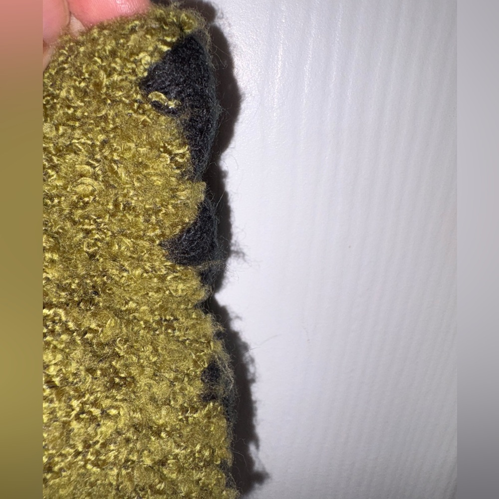 Windi River Olive Green cardigan size XL - Picture 8 of 8